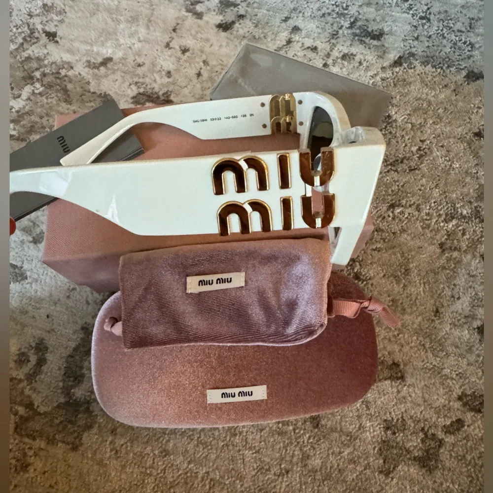 MIU MIU MU 09WS Runway in white - Picture 13 of 16